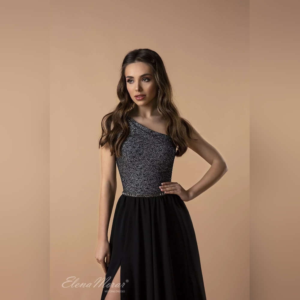 Designer A-line black 🖤 dress one shoulder